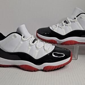 Jordan Men's White and Multi Trainer